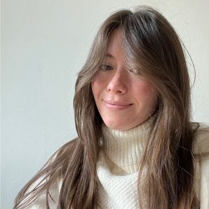 Meet your Posher, Laura